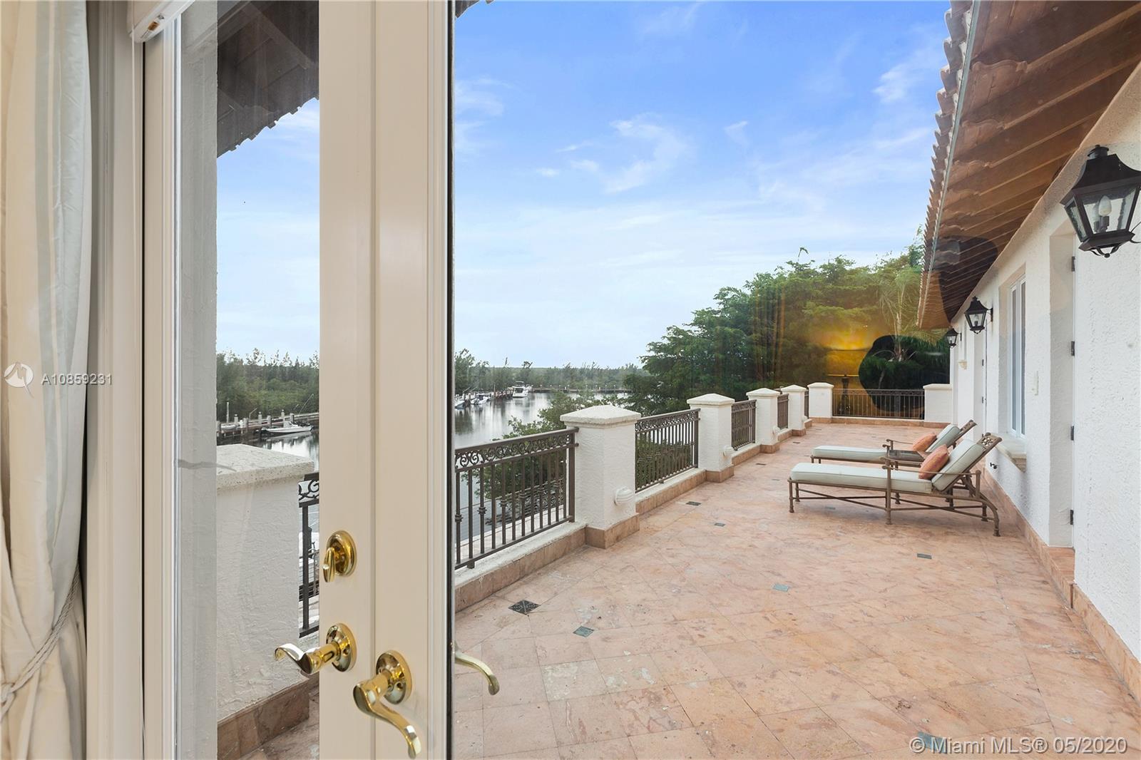 HAMMOCK OAKS HARBOR SEC 3 - Residential