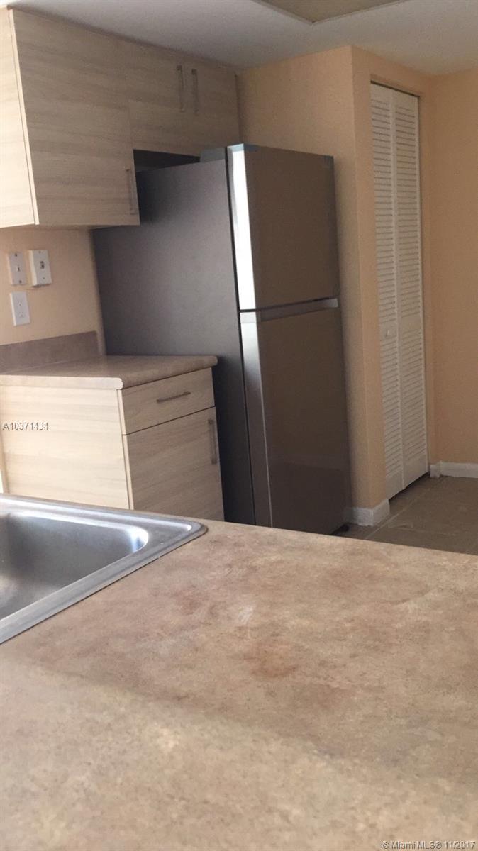 VISCONTI CONDO - Residential Lease