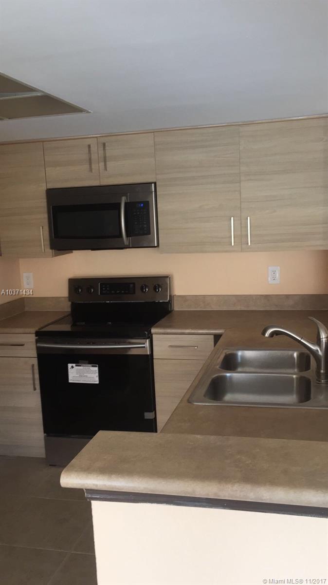 VISCONTI CONDO - Residential Lease