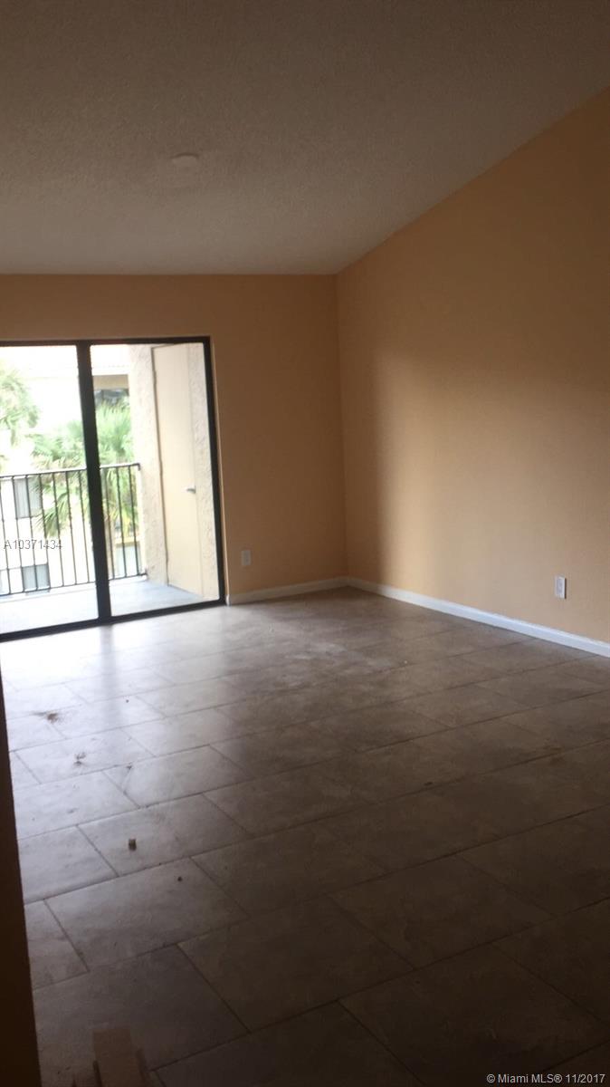 VISCONTI CONDO - Residential Lease