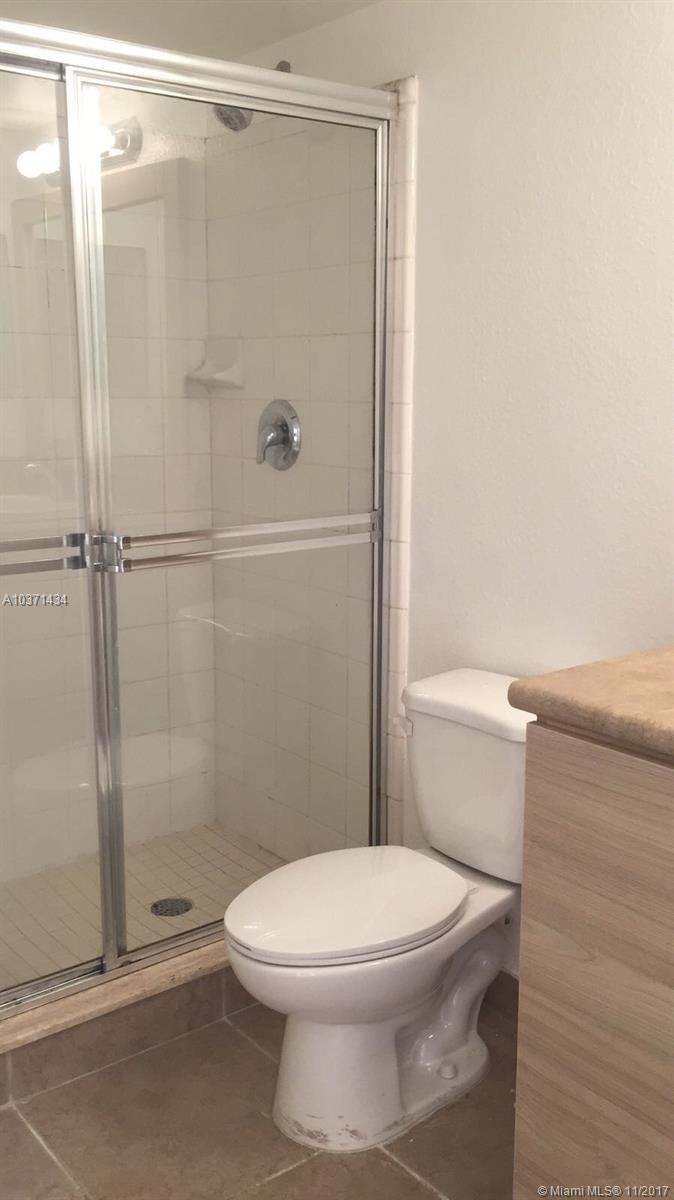VISCONTI CONDO - Residential Lease