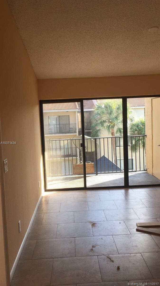 VISCONTI CONDO - Residential Lease