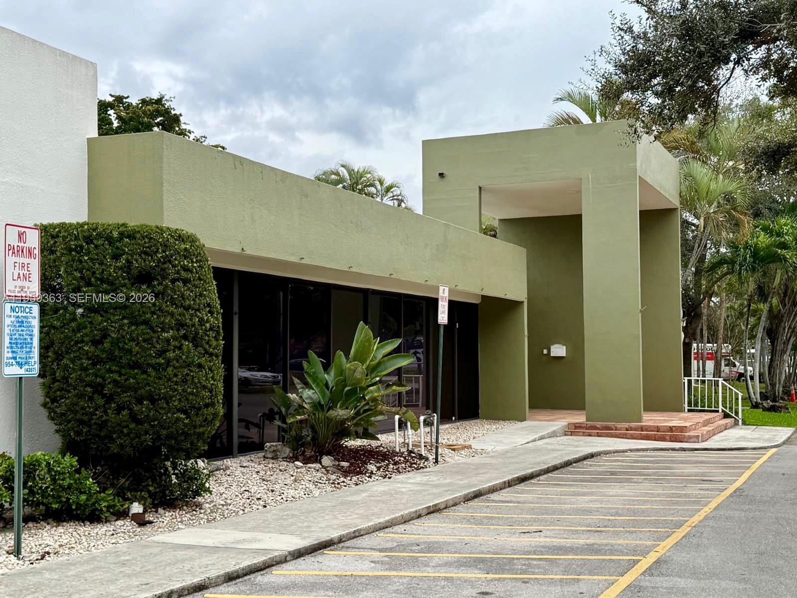 SPRINGCREST CONDO - Residential Lease