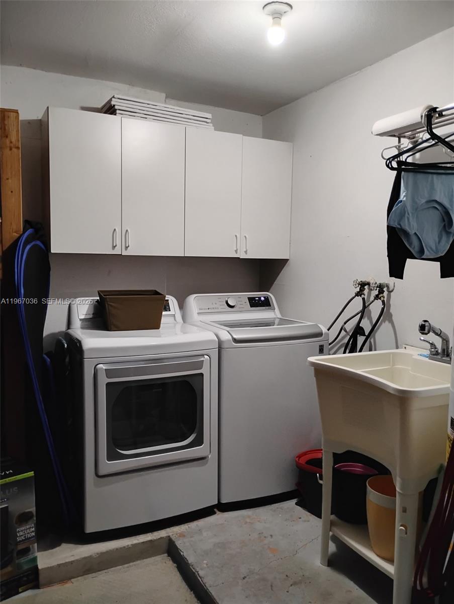 F T MYERS VILLAS - Residential