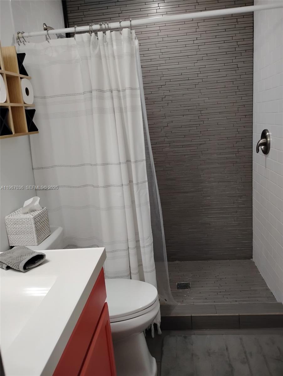 F T MYERS VILLAS - Residential