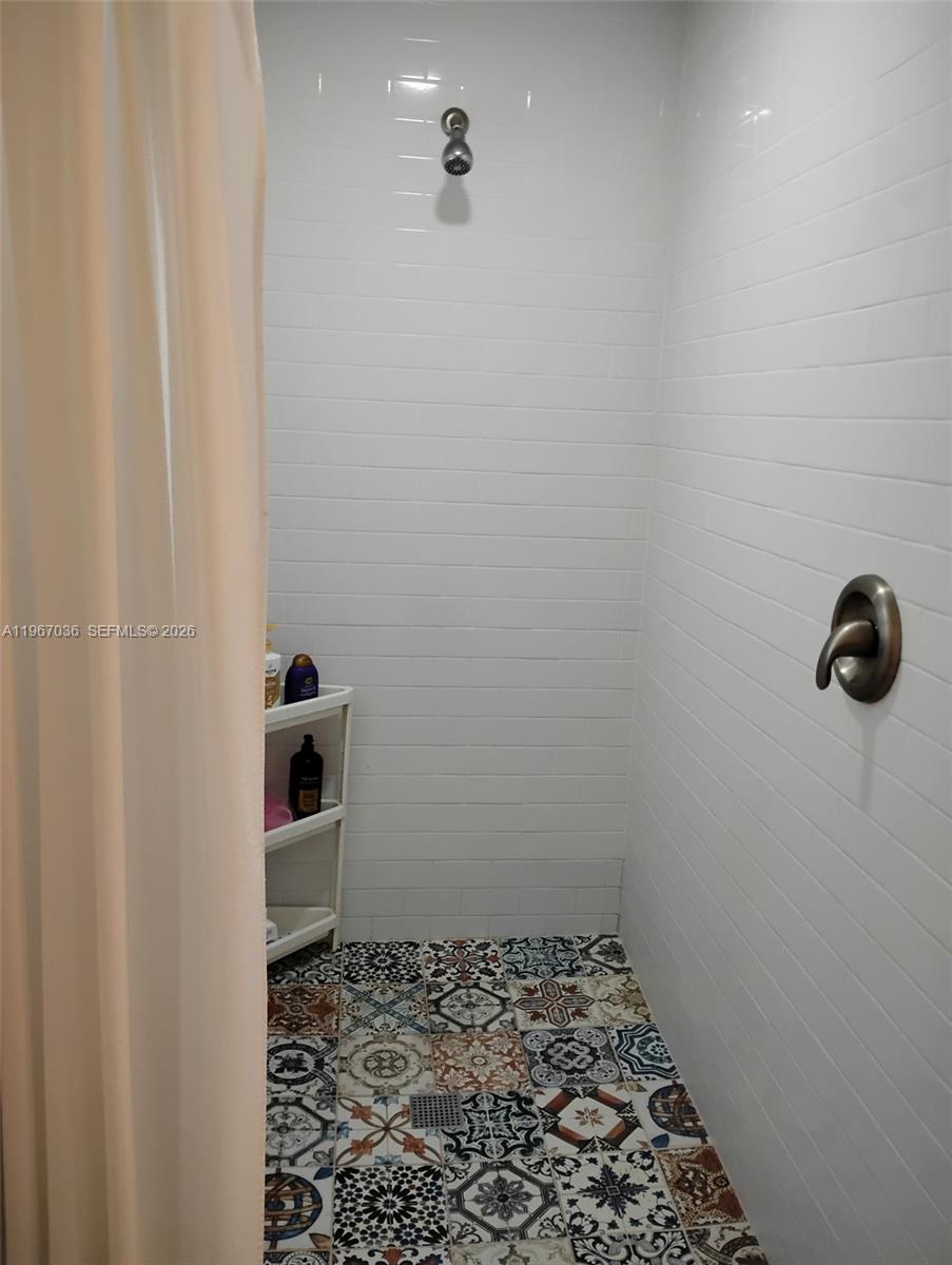 F T MYERS VILLAS - Residential