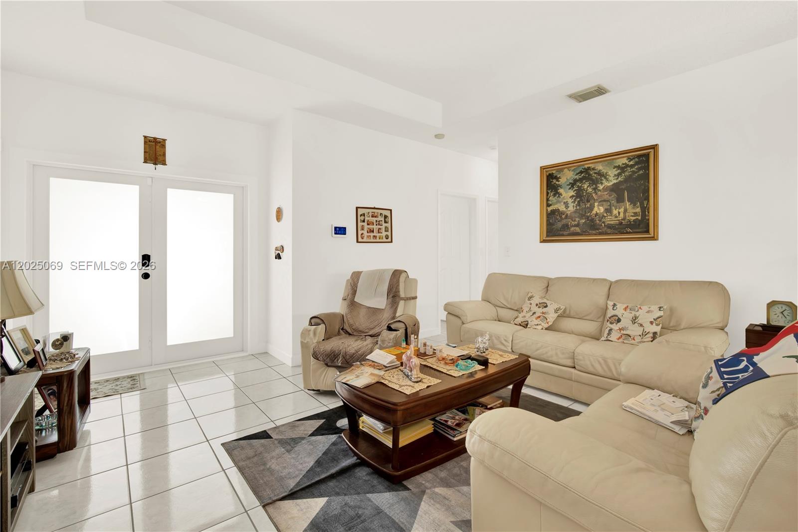 MIRENS PLACE - Residential