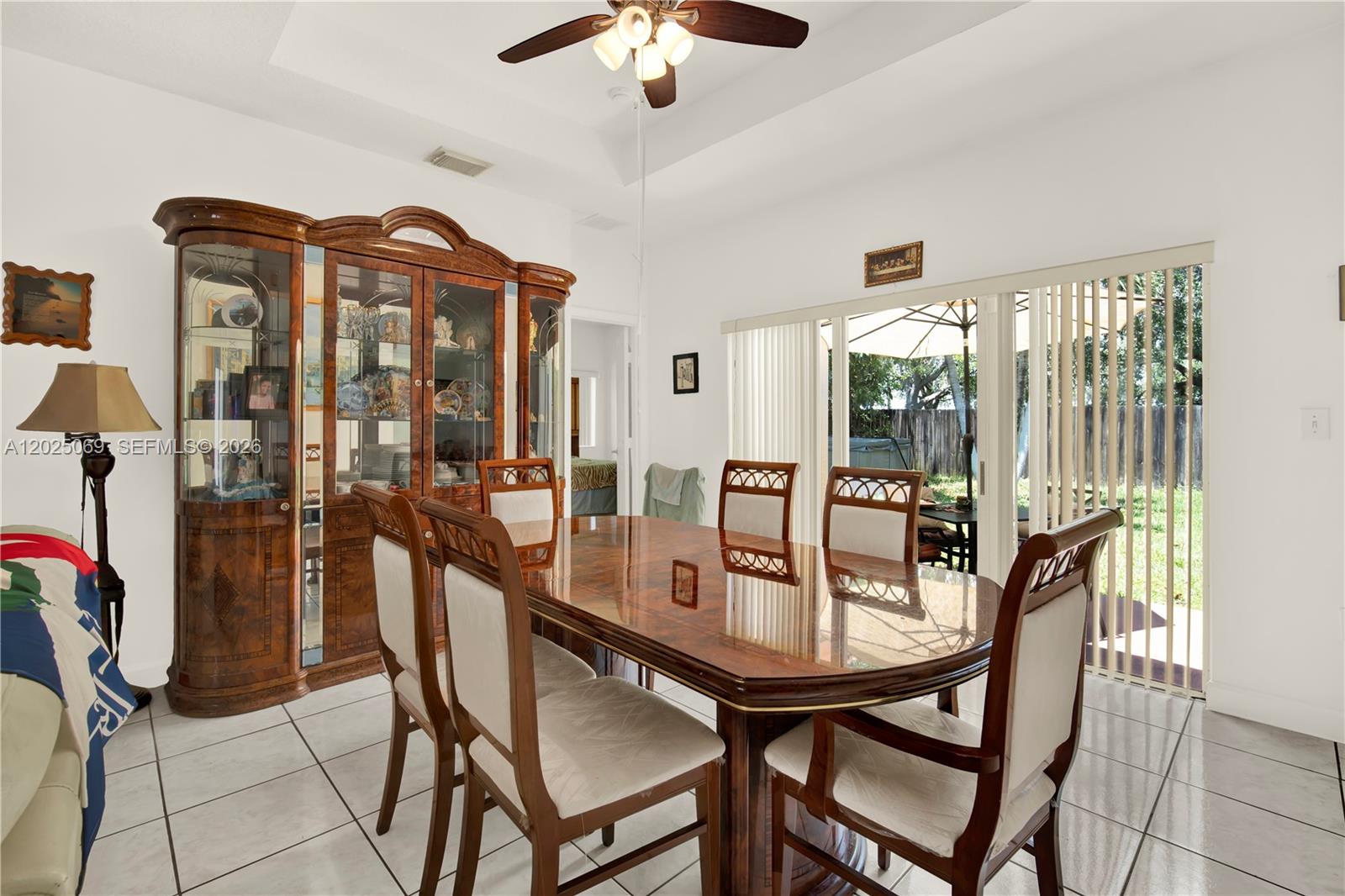 MIRENS PLACE - Residential