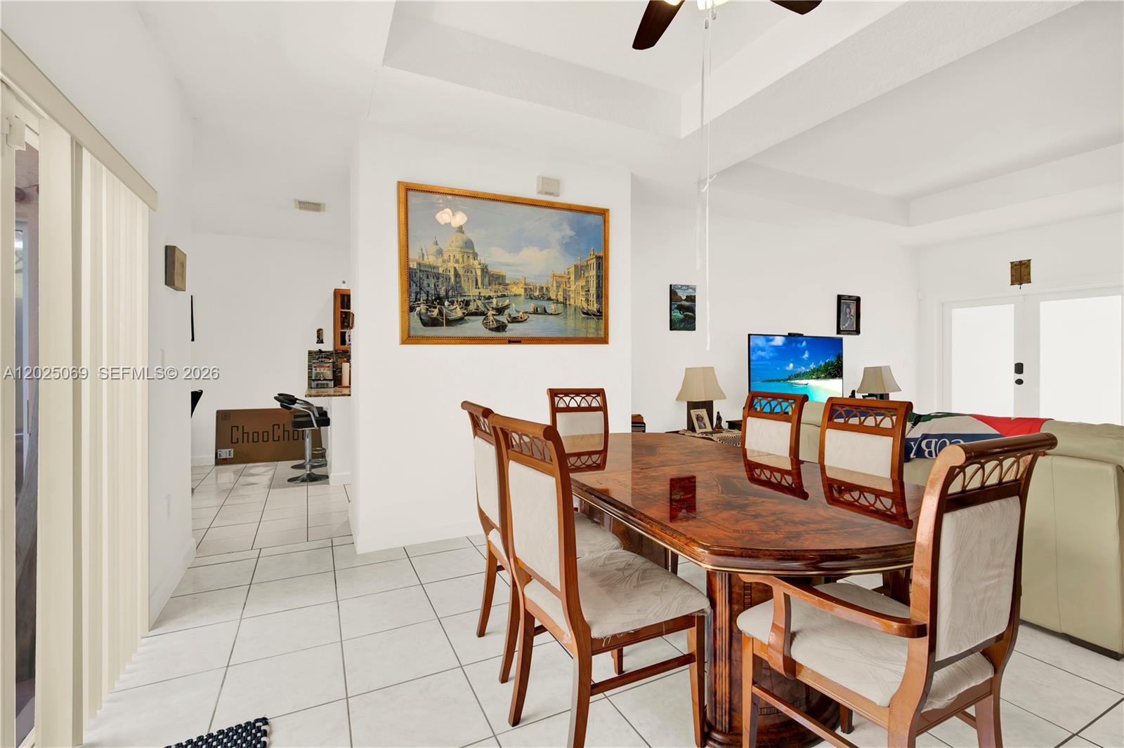 MIRENS PLACE - Residential