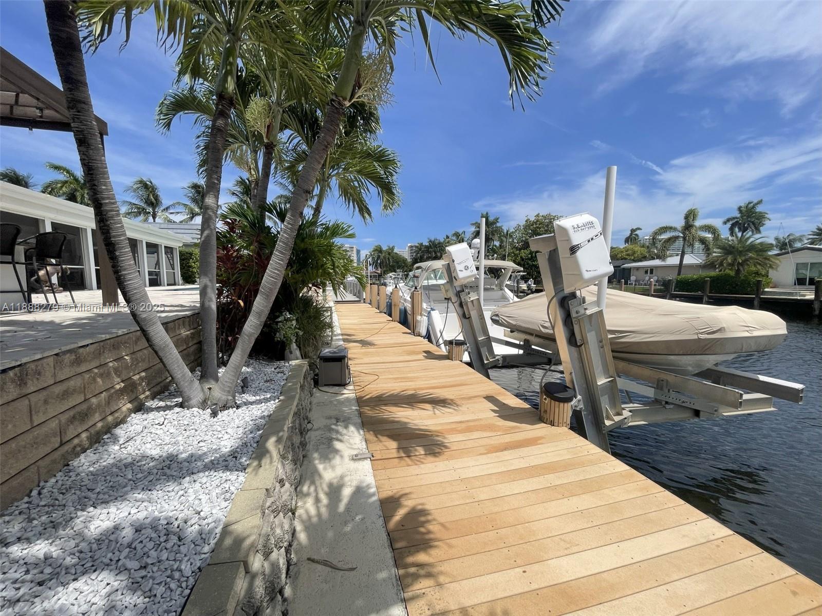 HARBOR VILLAGE SEC - Residential