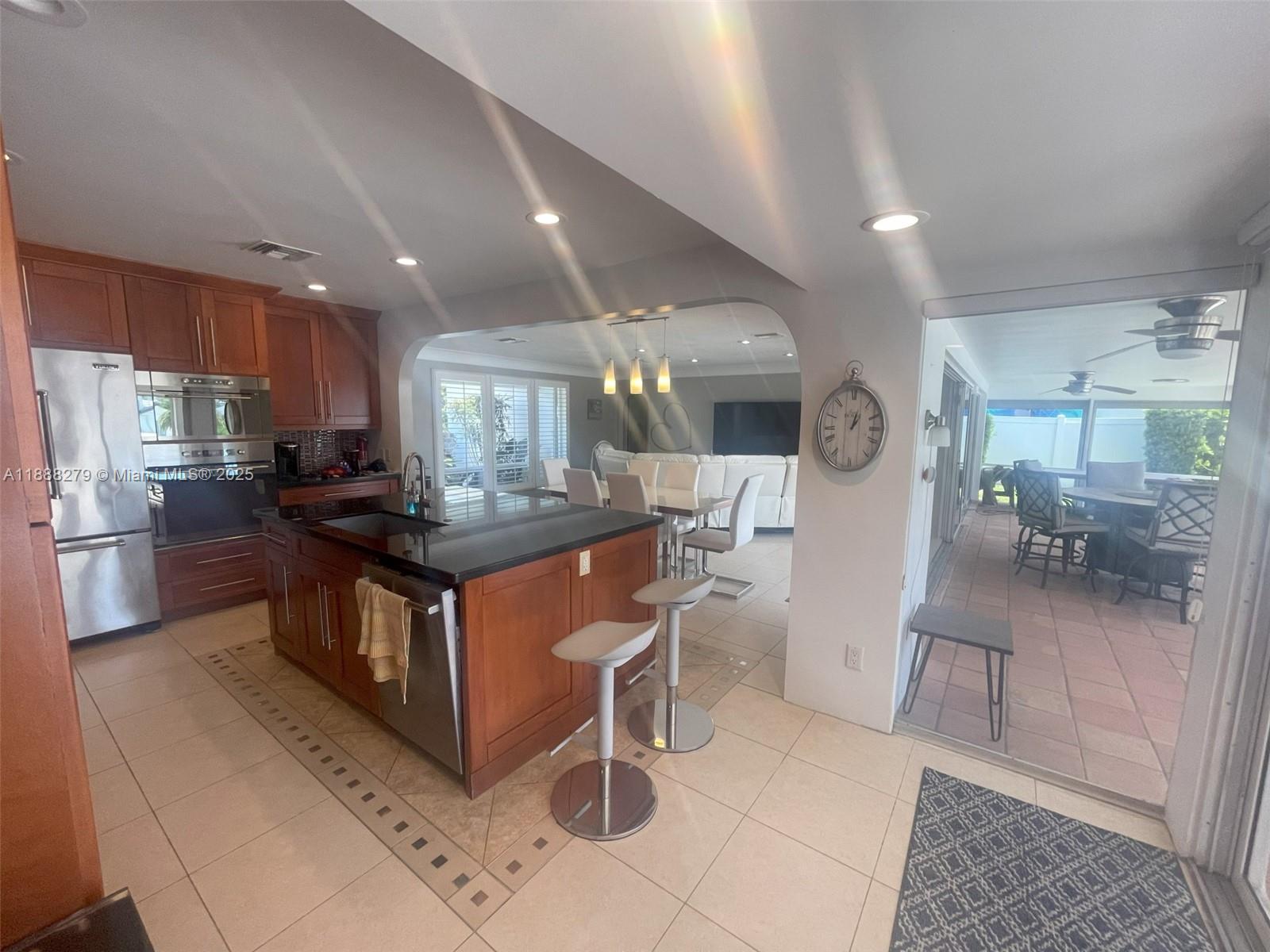 HARBOR VILLAGE SEC - Residential