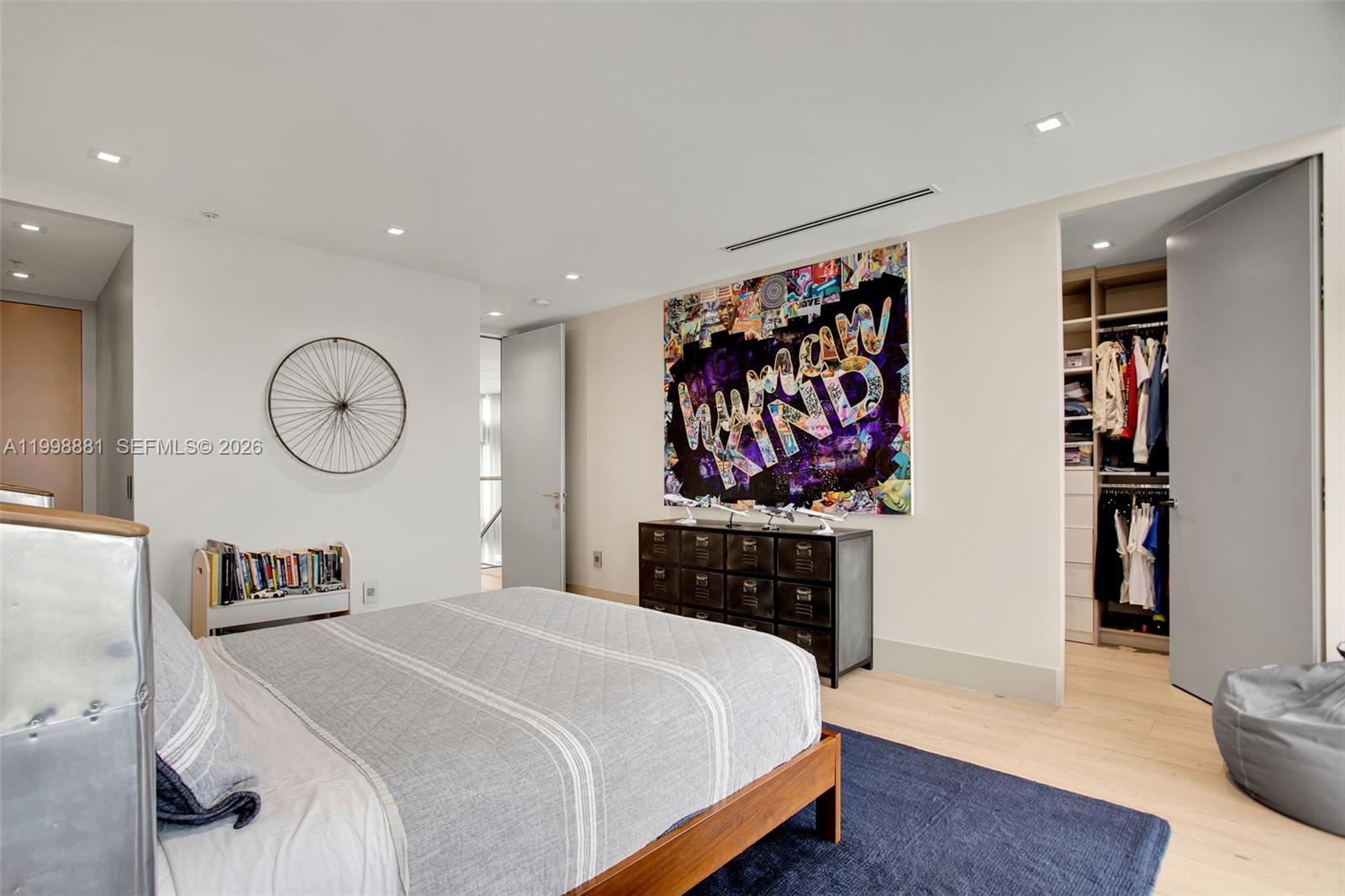 FOUR MIDTOWN - Residential