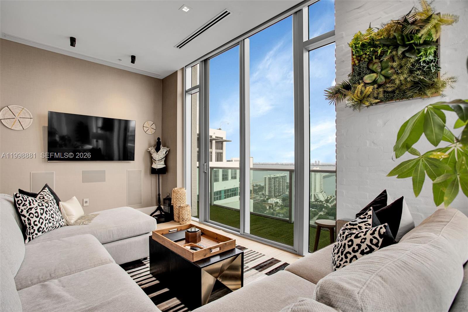 FOUR MIDTOWN - Residential