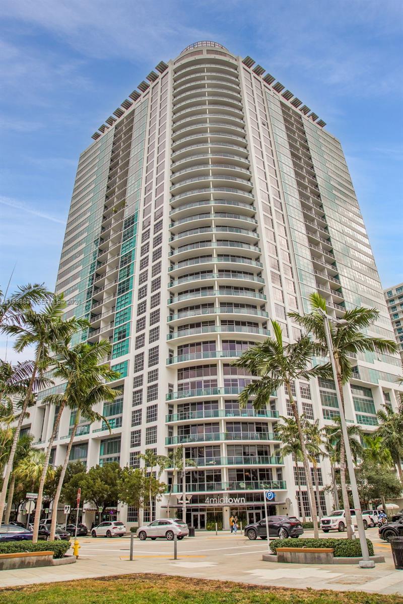 FOUR MIDTOWN - Residential