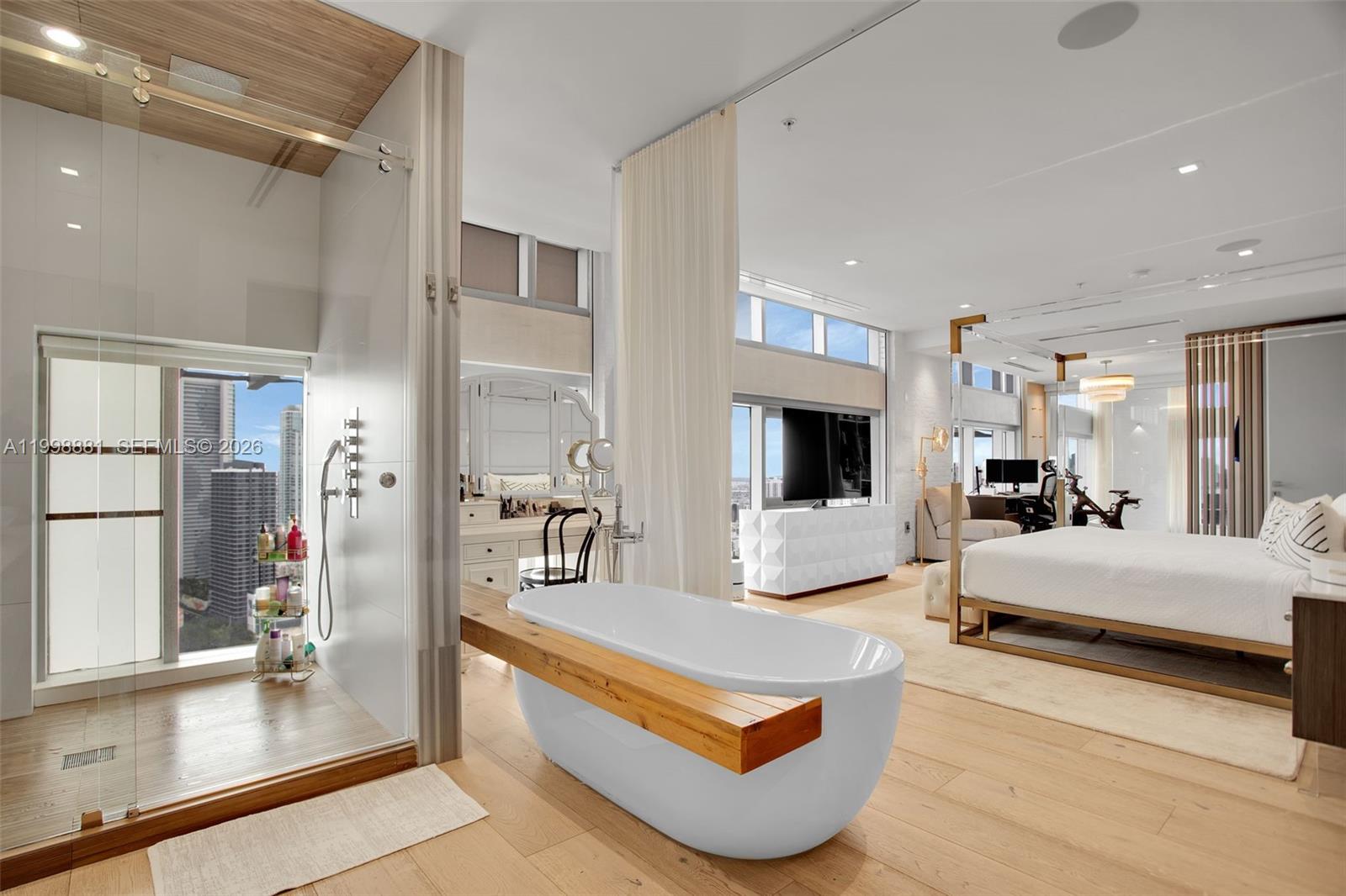 FOUR MIDTOWN - Residential