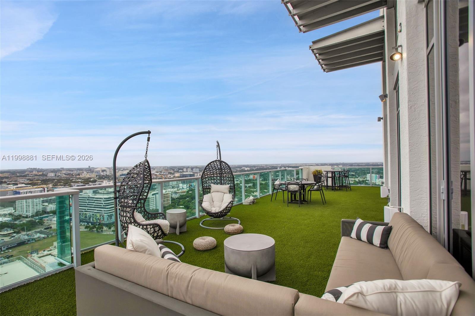 FOUR MIDTOWN - Residential