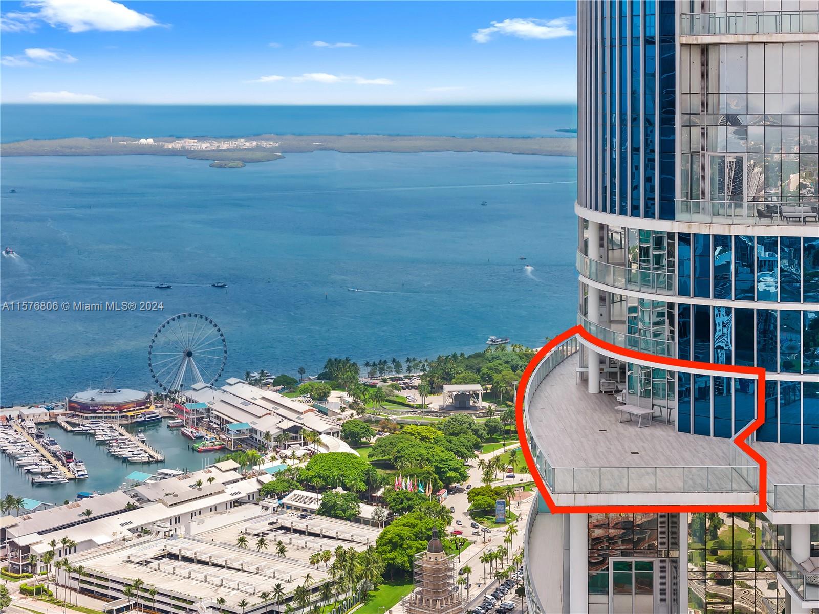 PARAMOUNT MIAMI WORLDCENT - Residential Lease