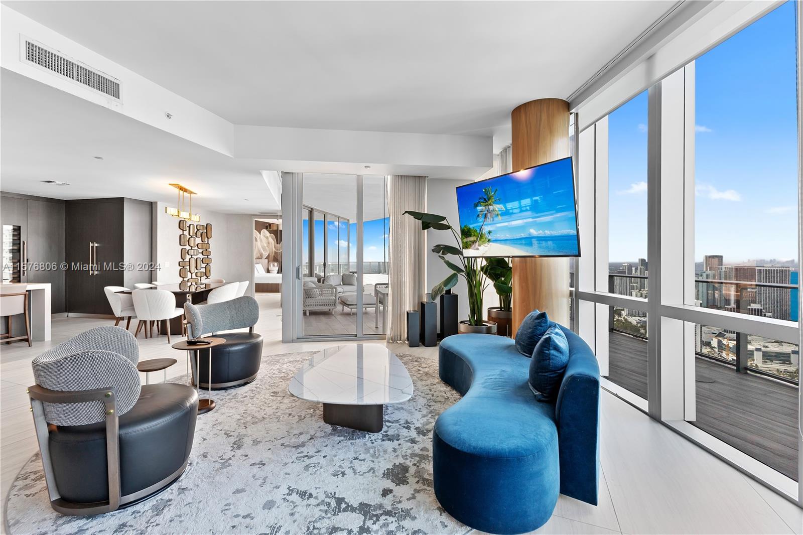 PARAMOUNT MIAMI WORLDCENT - Residential Lease