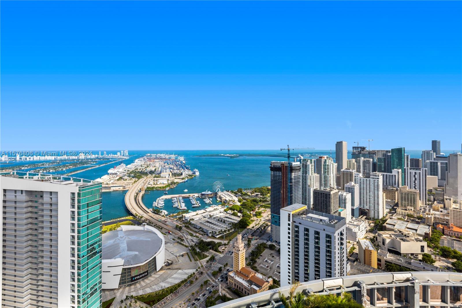 PARAMOUNT MIAMI WORLDCENT - Residential Lease