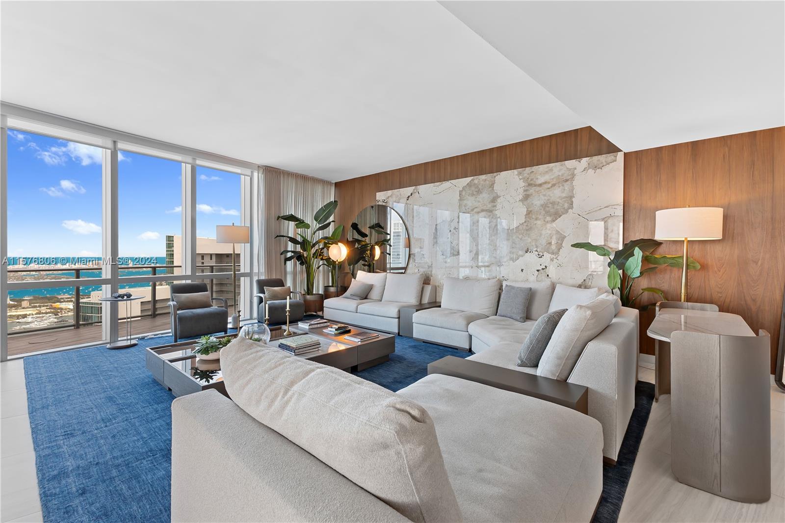 PARAMOUNT MIAMI WORLDCENT - Residential Lease