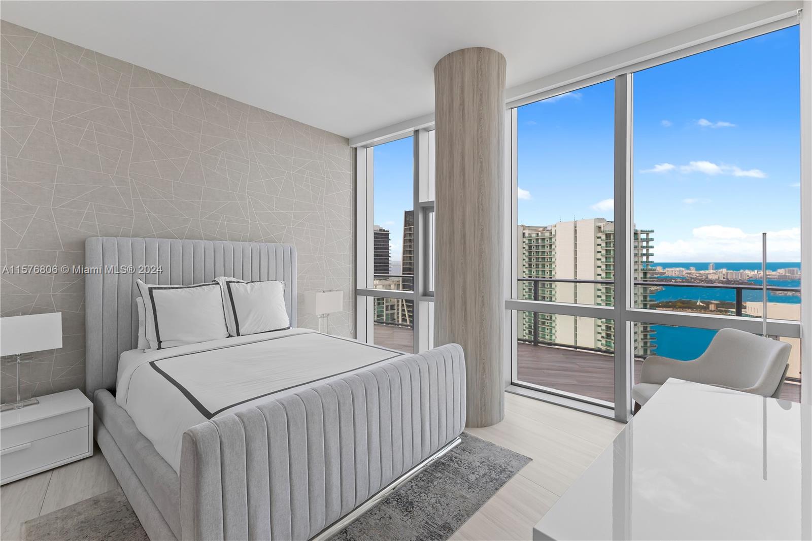 PARAMOUNT MIAMI WORLDCENT - Residential Lease
