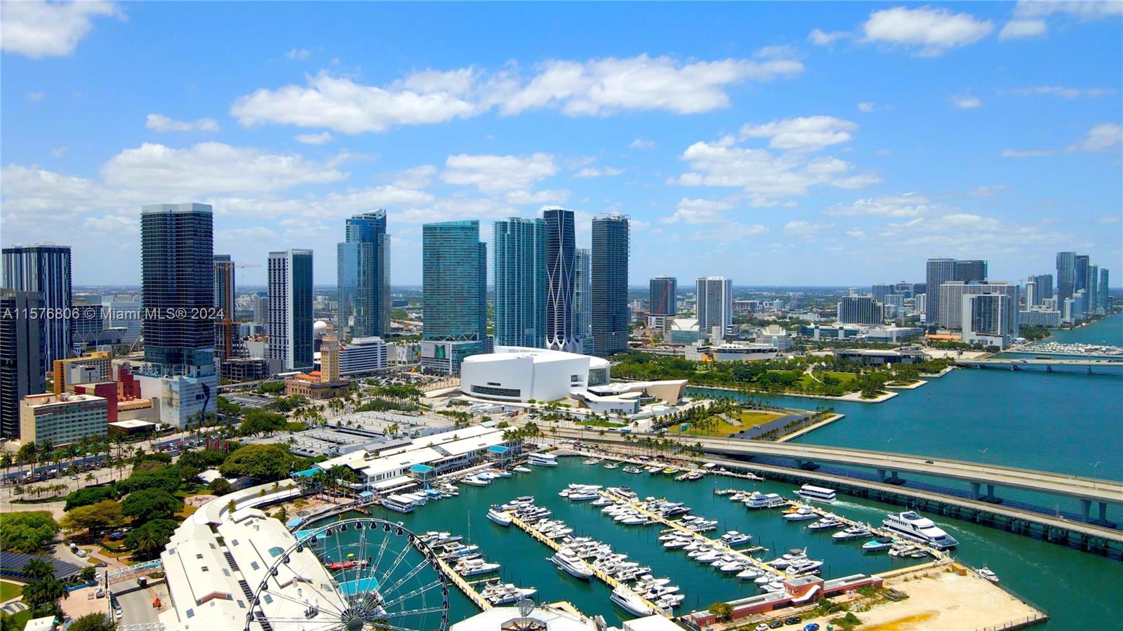 PARAMOUNT MIAMI WORLDCENT - Residential Lease