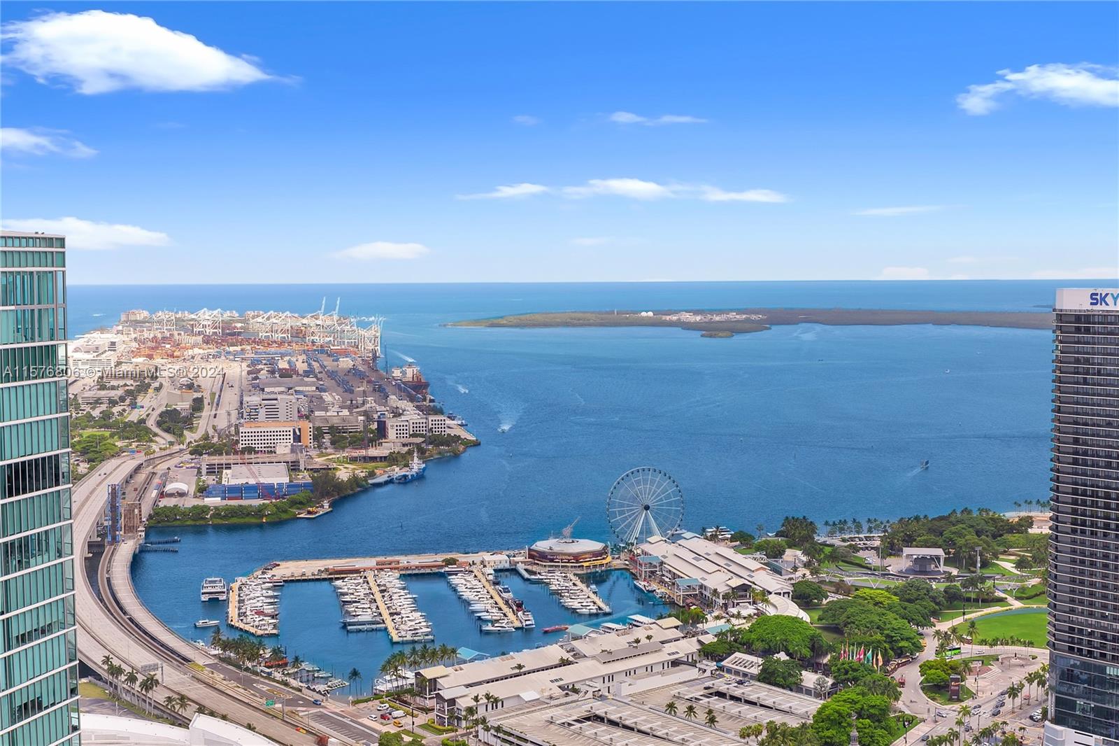 PARAMOUNT MIAMI WORLDCENT - Residential Lease