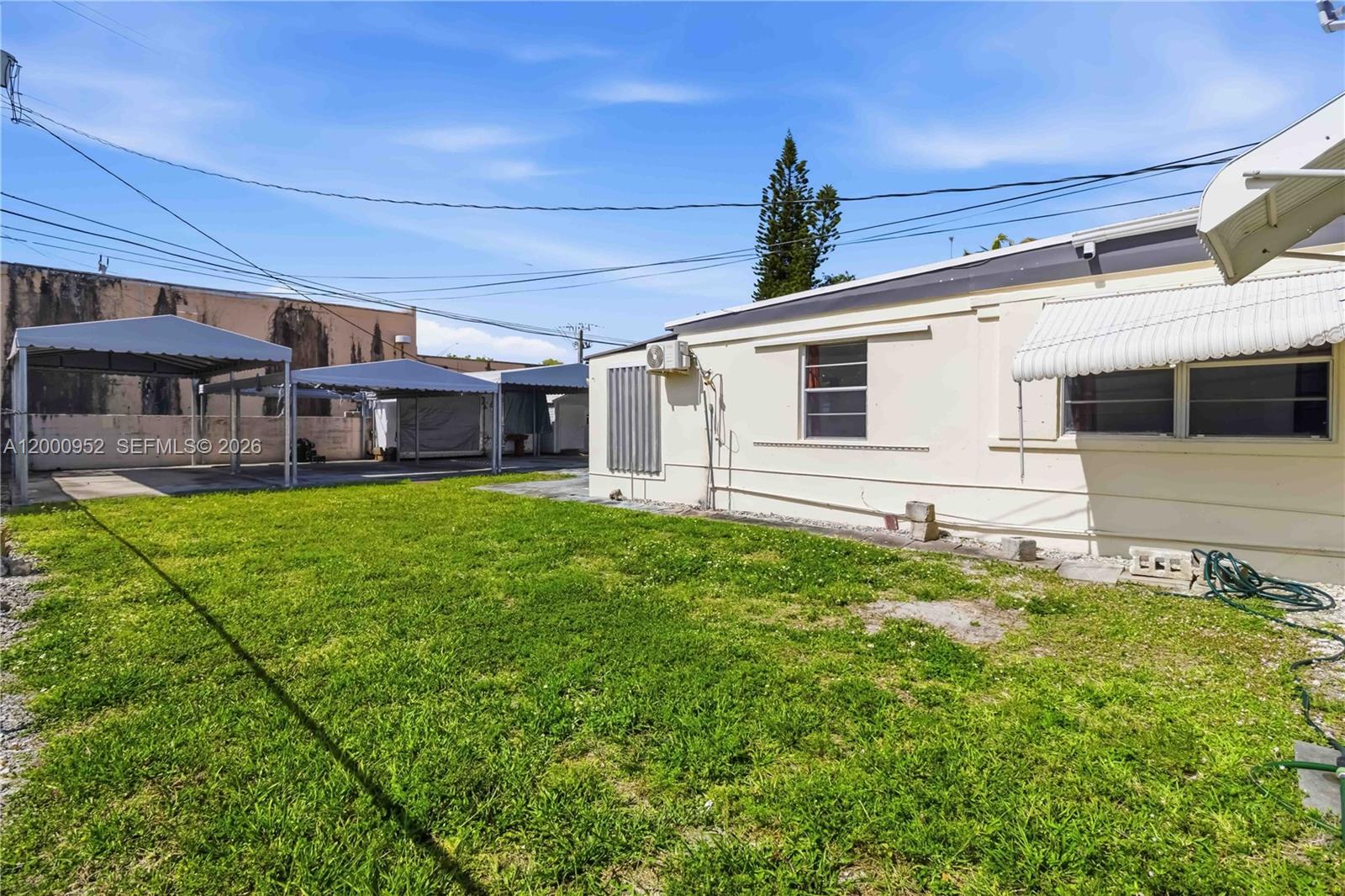 SOUTH HOLLYWOOD AMD PLAT - Residential