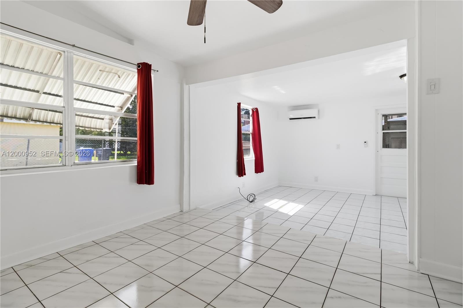 SOUTH HOLLYWOOD AMD PLAT - Residential