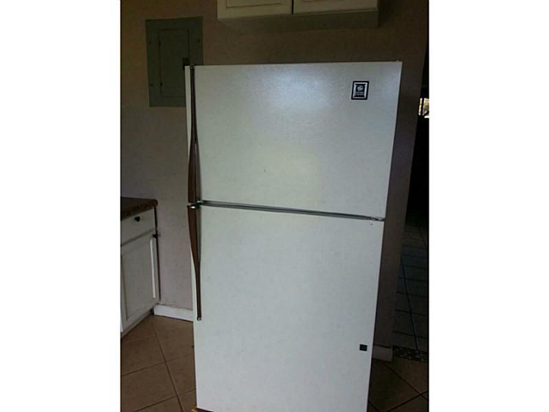 LAKE FOREST SEC 2 34-23 B - Residential Lease