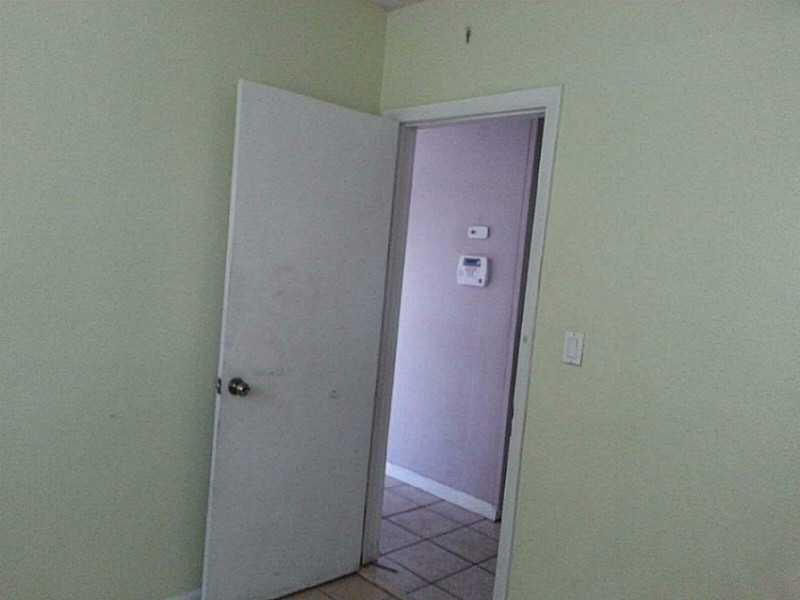 LAKE FOREST SEC 2 34-23 B - Residential Lease