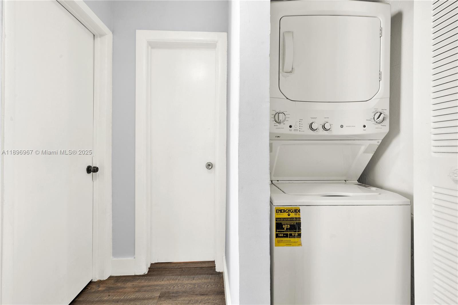 SAGA VIEW - Residential Lease