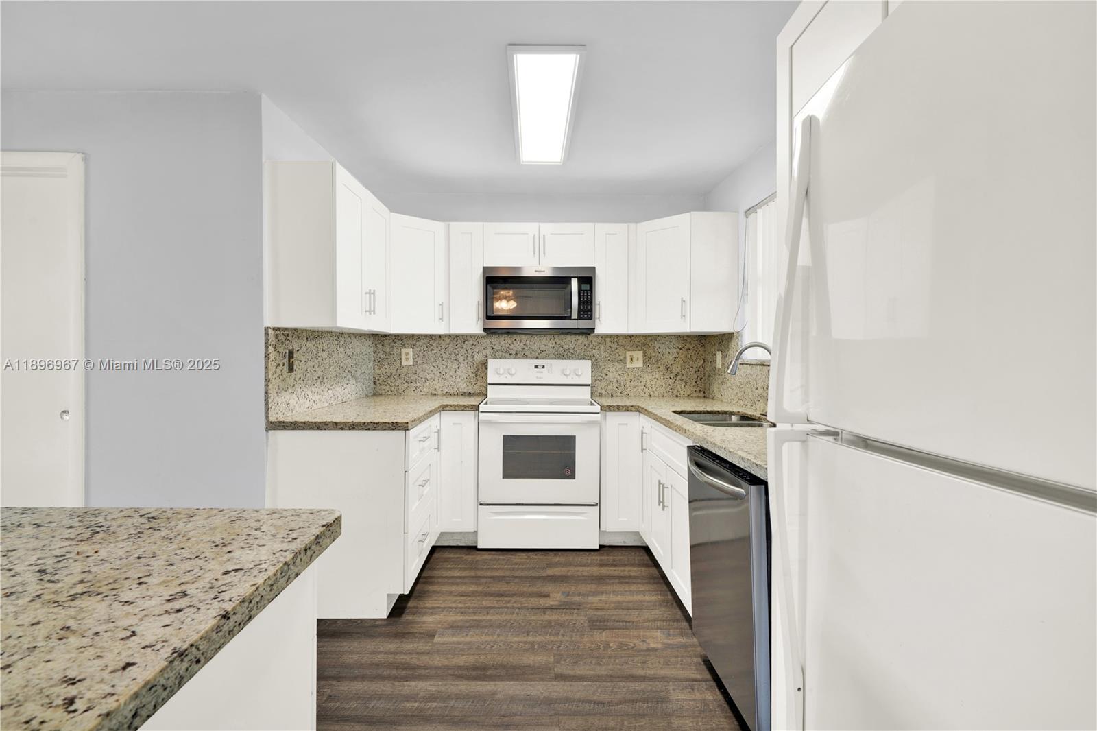 SAGA VIEW - Residential Lease