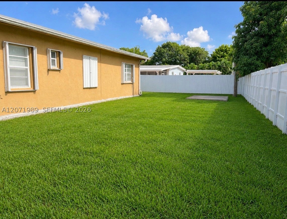 4151 SW 112th Ct