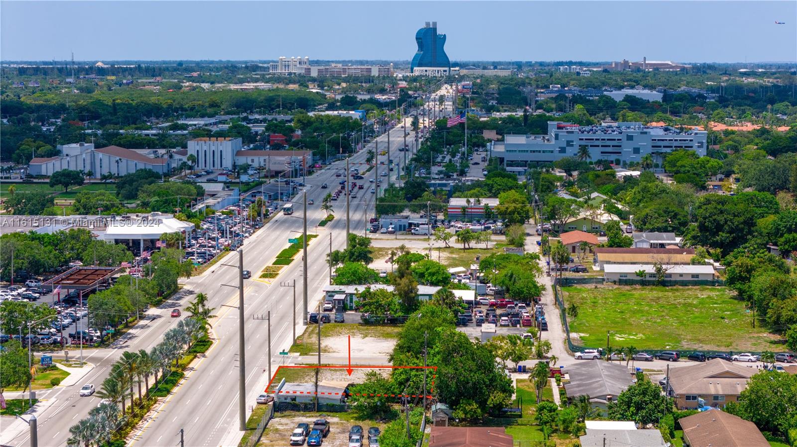 PRIME LOCATION!! LAND FOR SALE!! COMMERCIAL CORNER LOT WITH DIRECT FRONTAGE ON STATE ROAD 7 (US 441 & Arthur St.) CLOSE PROXIMITY TO THE SEMINOLE HARD ROCK HOTEL & CASINO, ZONED C-MU, CENTRAL MIXED-USE. BUSINESS, RETAIL AND/OR COMMERCIAL SPACE. EXCELLENT EXPOSURE WITH LOTS OF TRAFFIC. GREAT OPPURTUNITY IN THE HEART OF HOLLYWOOD. NEXT DOOR LOT ALSO AVAILABLE FOR THE SAME PRICE.