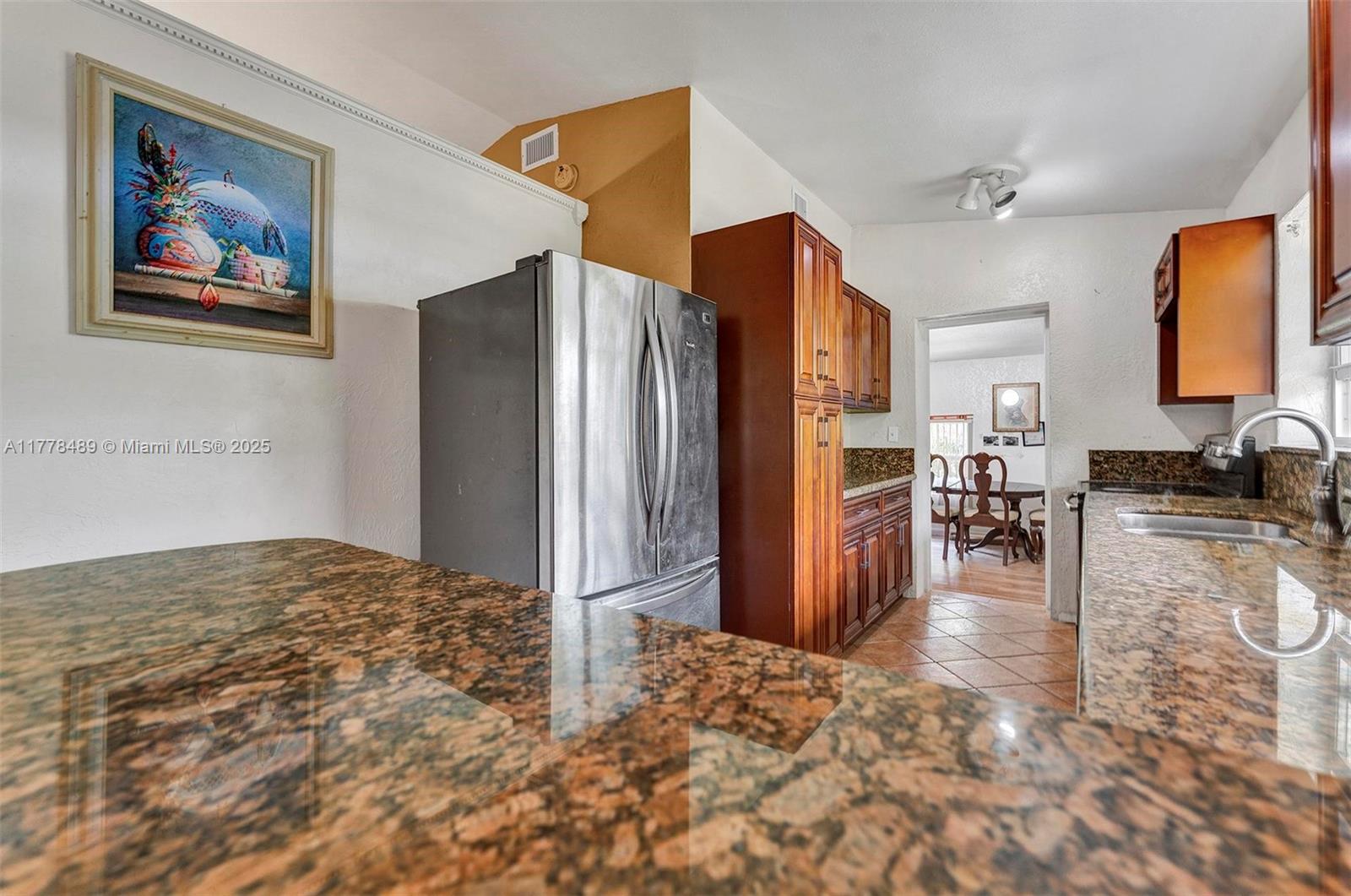 LAUDERDALE LITTLE RANCHES - Residential