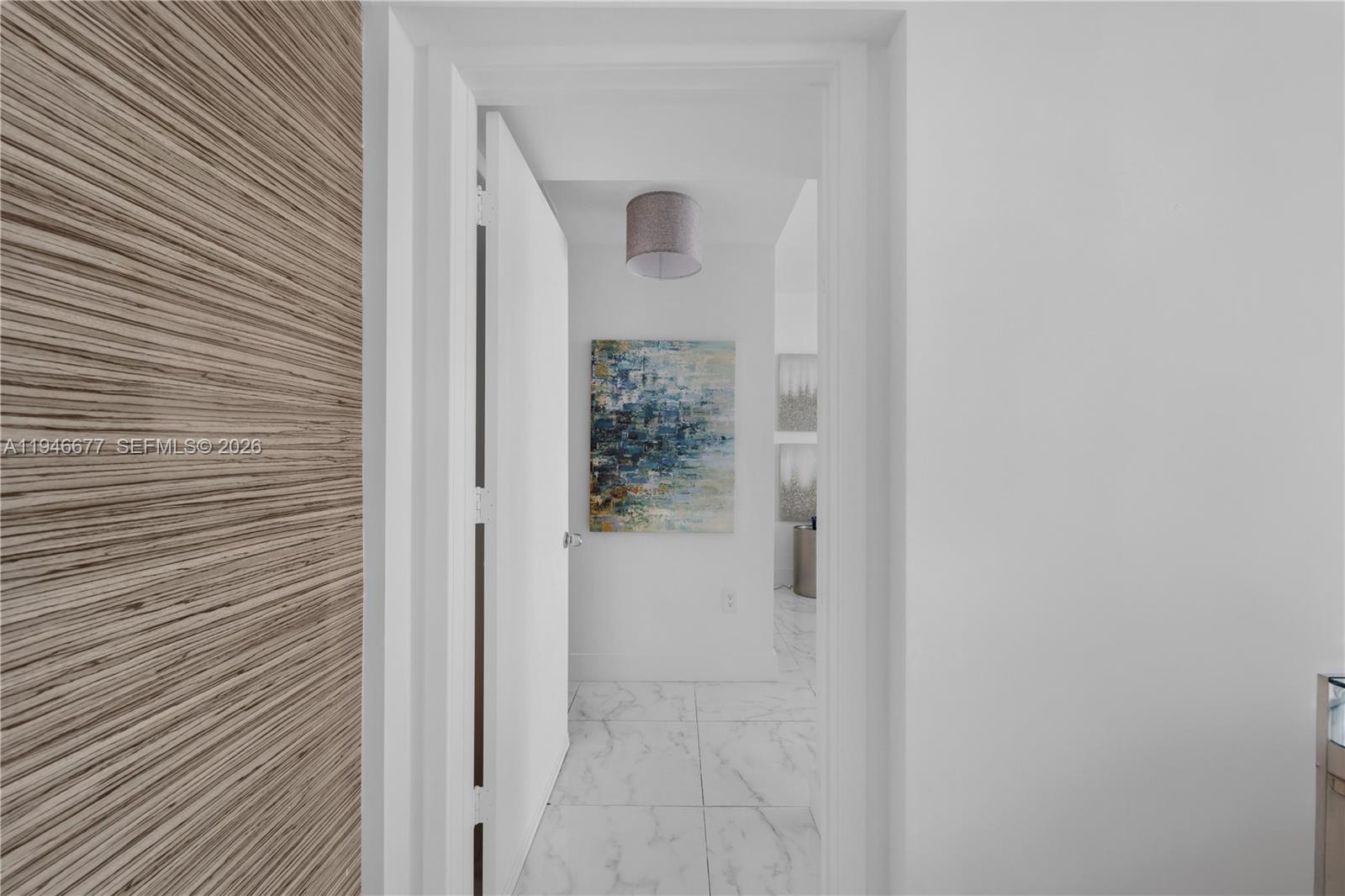 ICON BAY CONDO - Residential