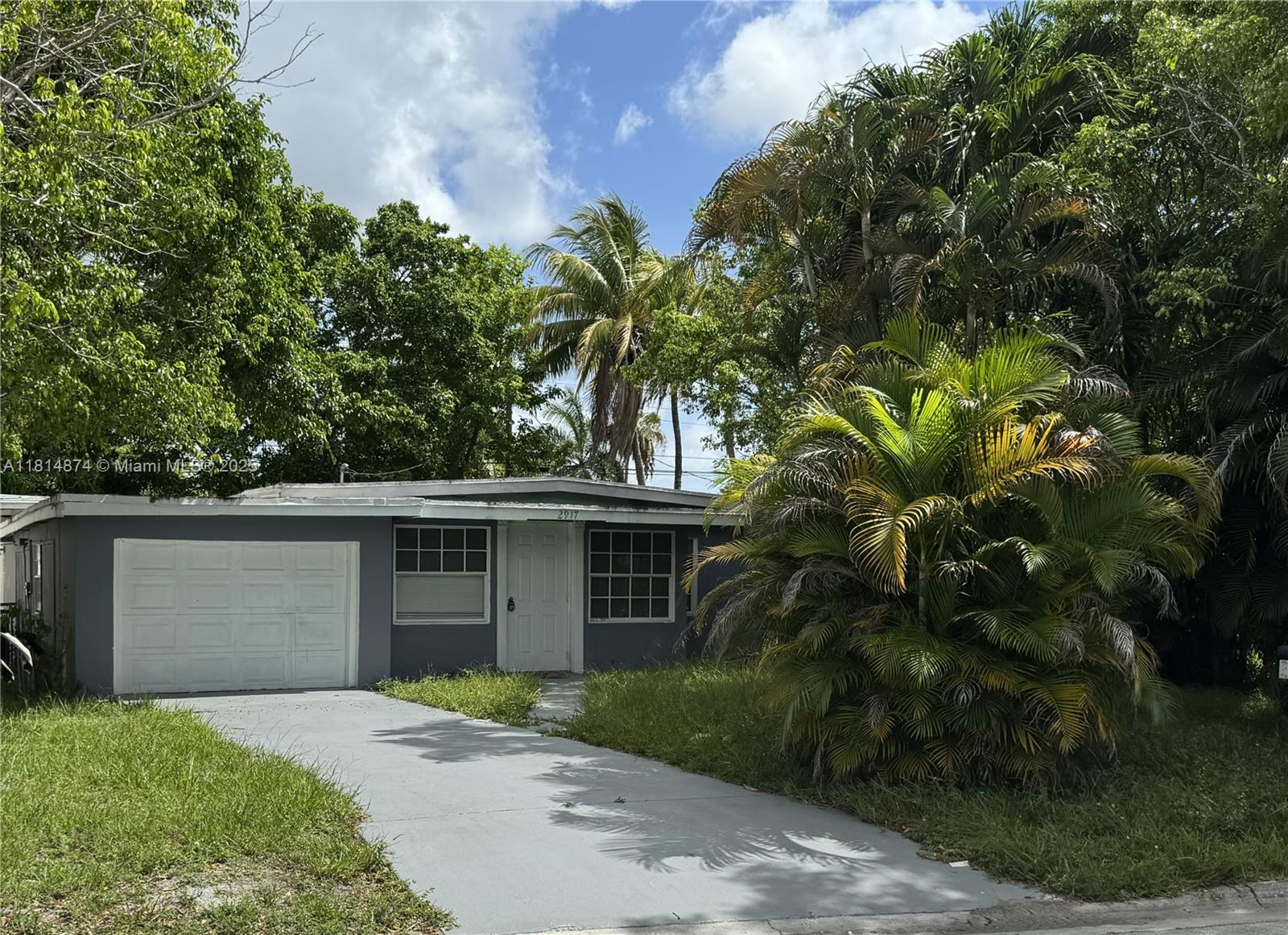 2917 Nw 7th Ct, Fort Lauderdale, Broward County, Florida - 4 Bedrooms  
2 Bathrooms - 