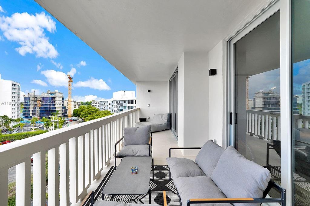 CARAVELLE CONDO - Residential Lease