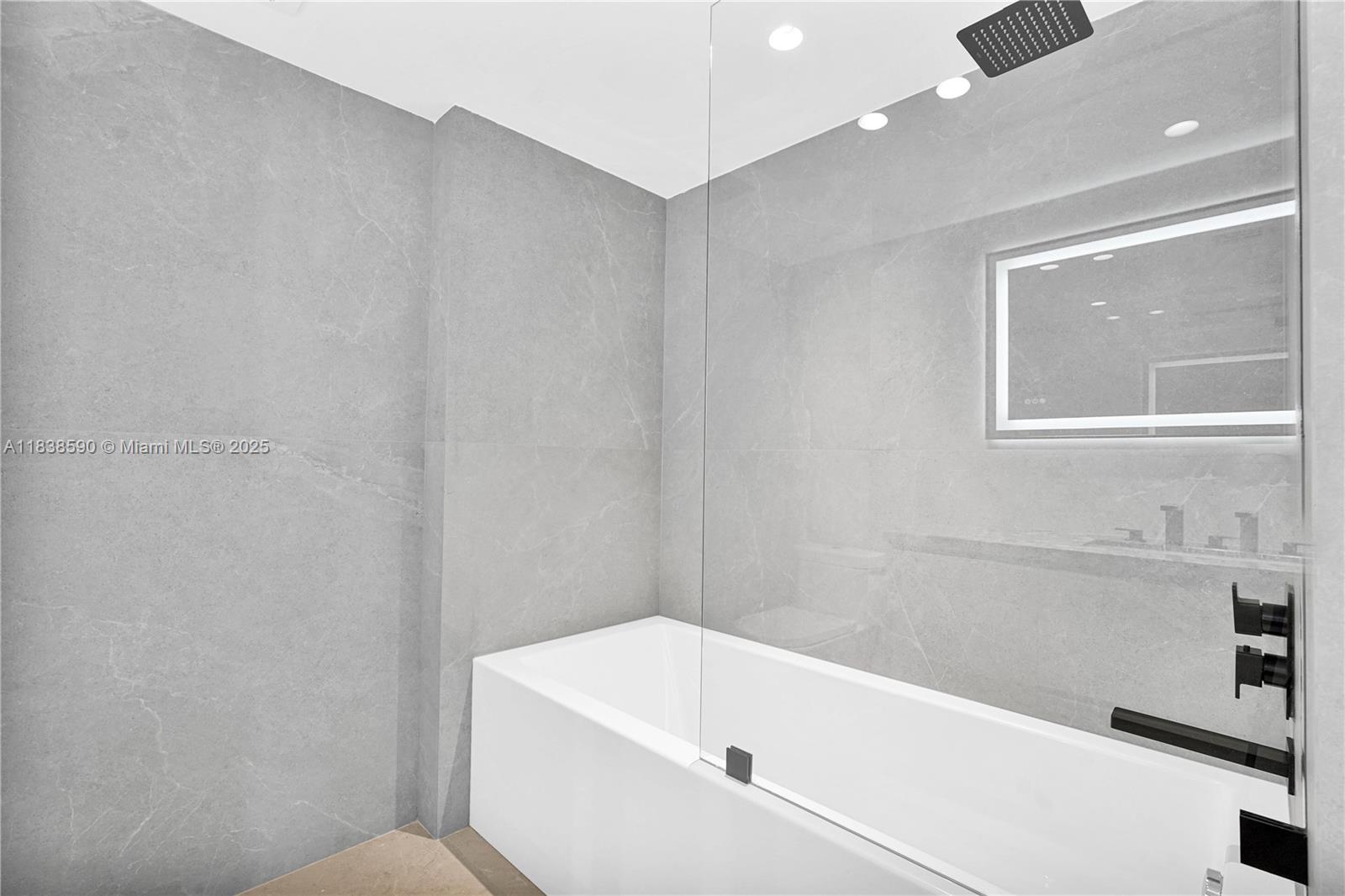 CARAVELLE CONDO - Residential Lease