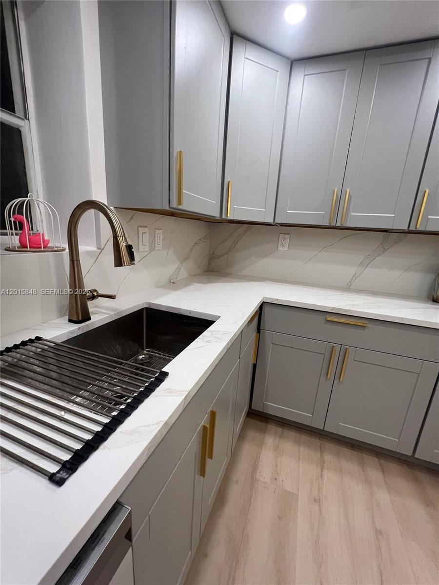 VILLA DORADA CONDO - Residential