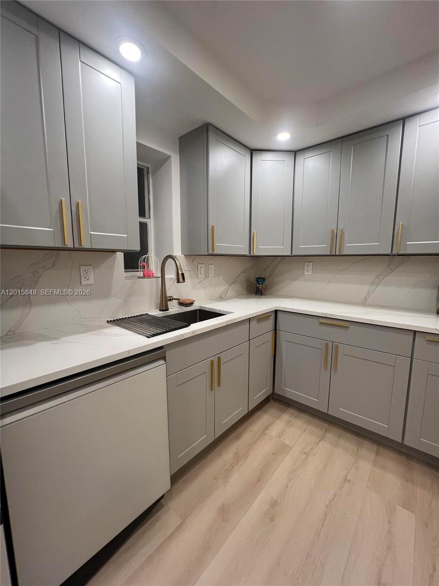 VILLA DORADA CONDO - Residential