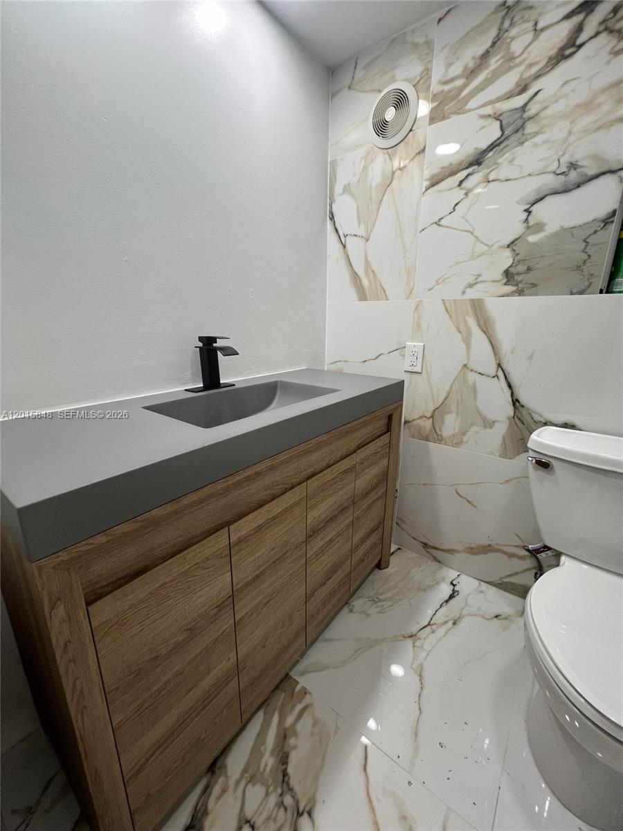 VILLA DORADA CONDO - Residential