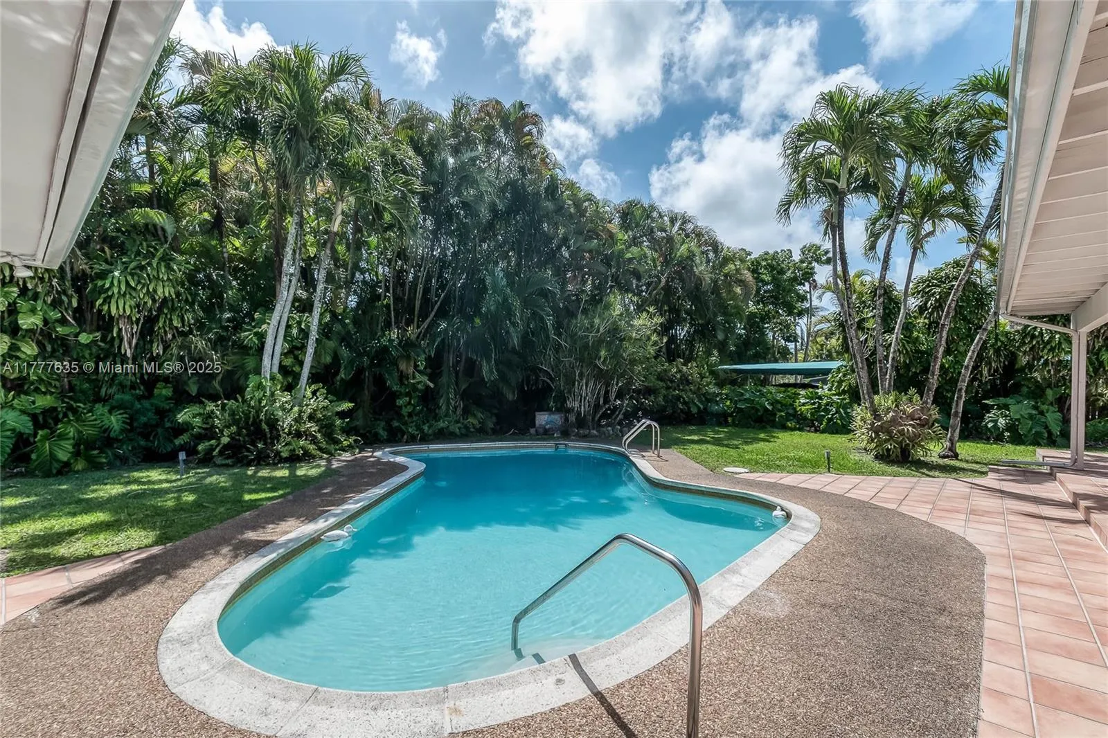 Palmetto Bay, Florida 33158, United States, 4 Bedrooms Bedrooms, ,3 BathroomsBathrooms,Residential,Active,104666