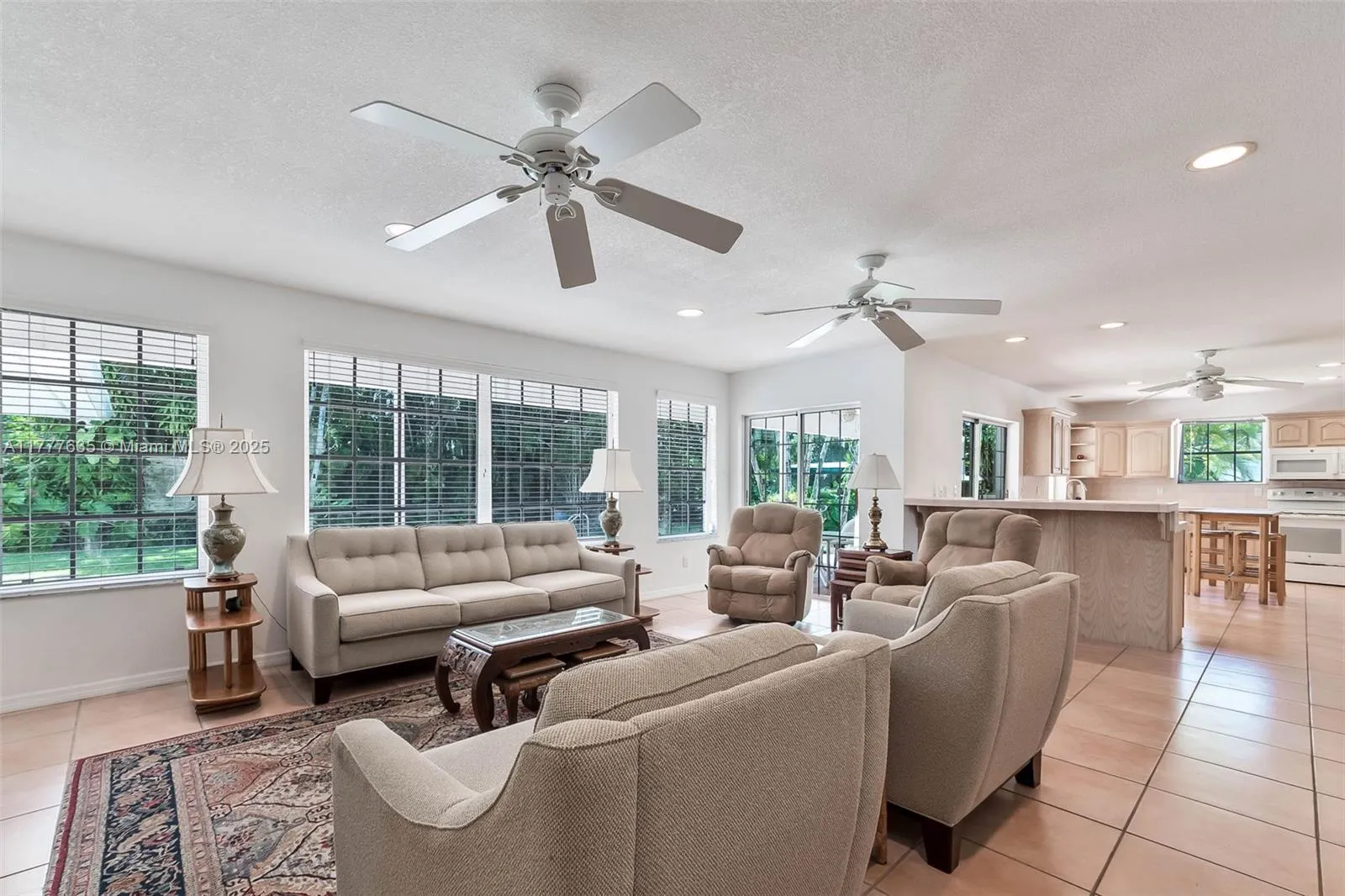 Palmetto Bay, Florida 33158, United States, 4 Bedrooms Bedrooms, ,3 BathroomsBathrooms,Residential,Active,104666