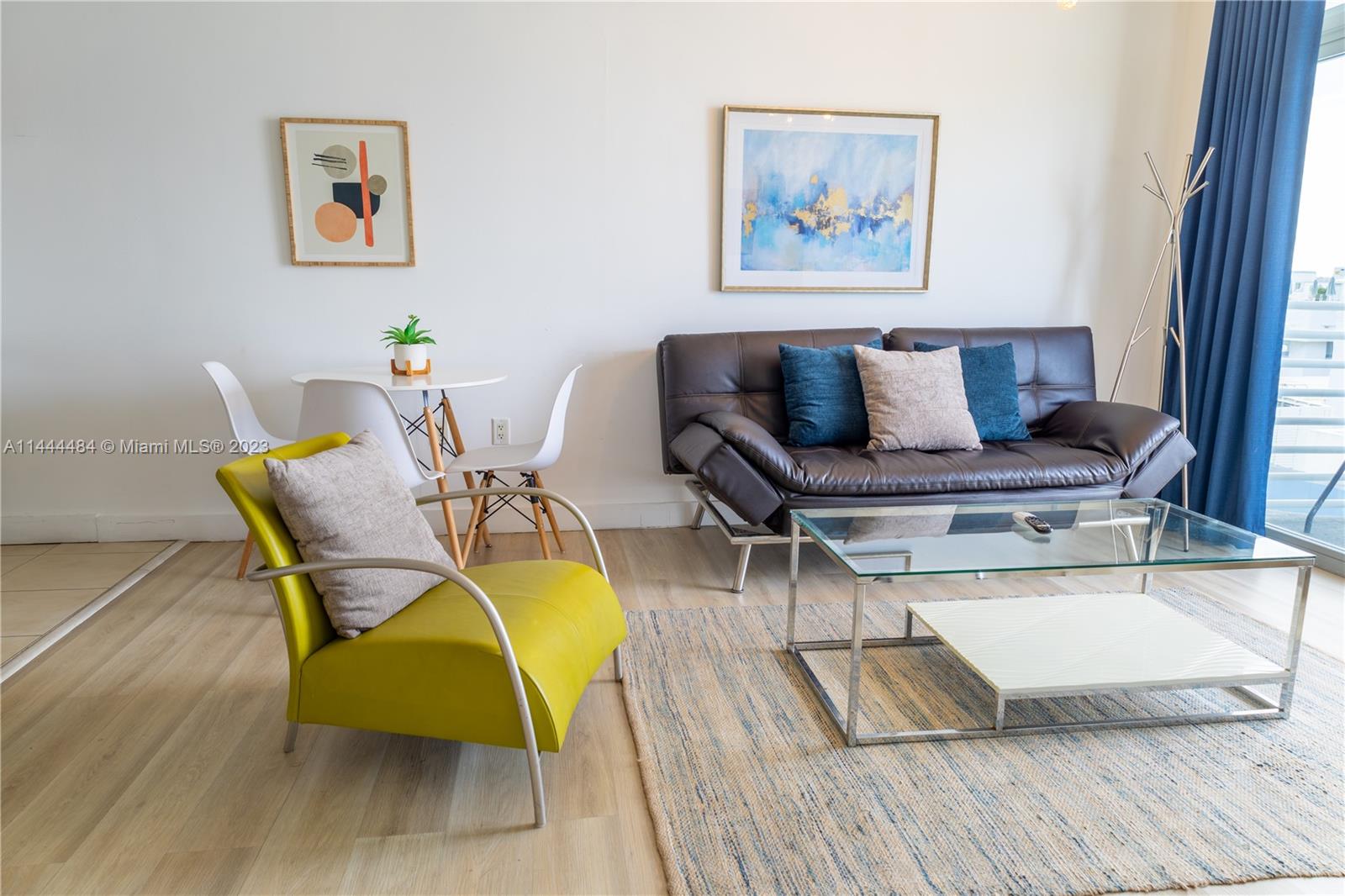 1052 Ocean Dr C503