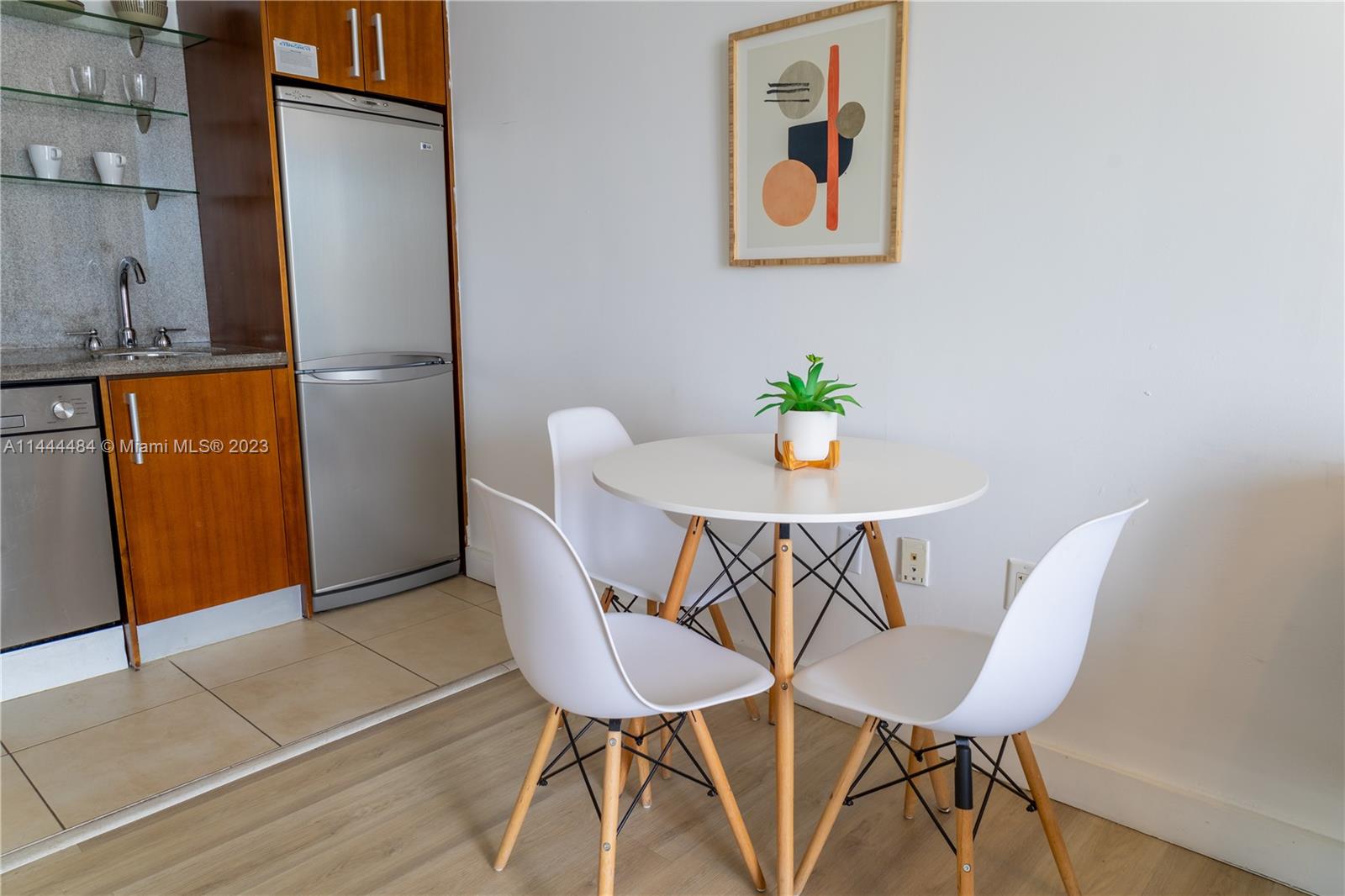 THE STRAND ON OCEAN DRIVE - Residential