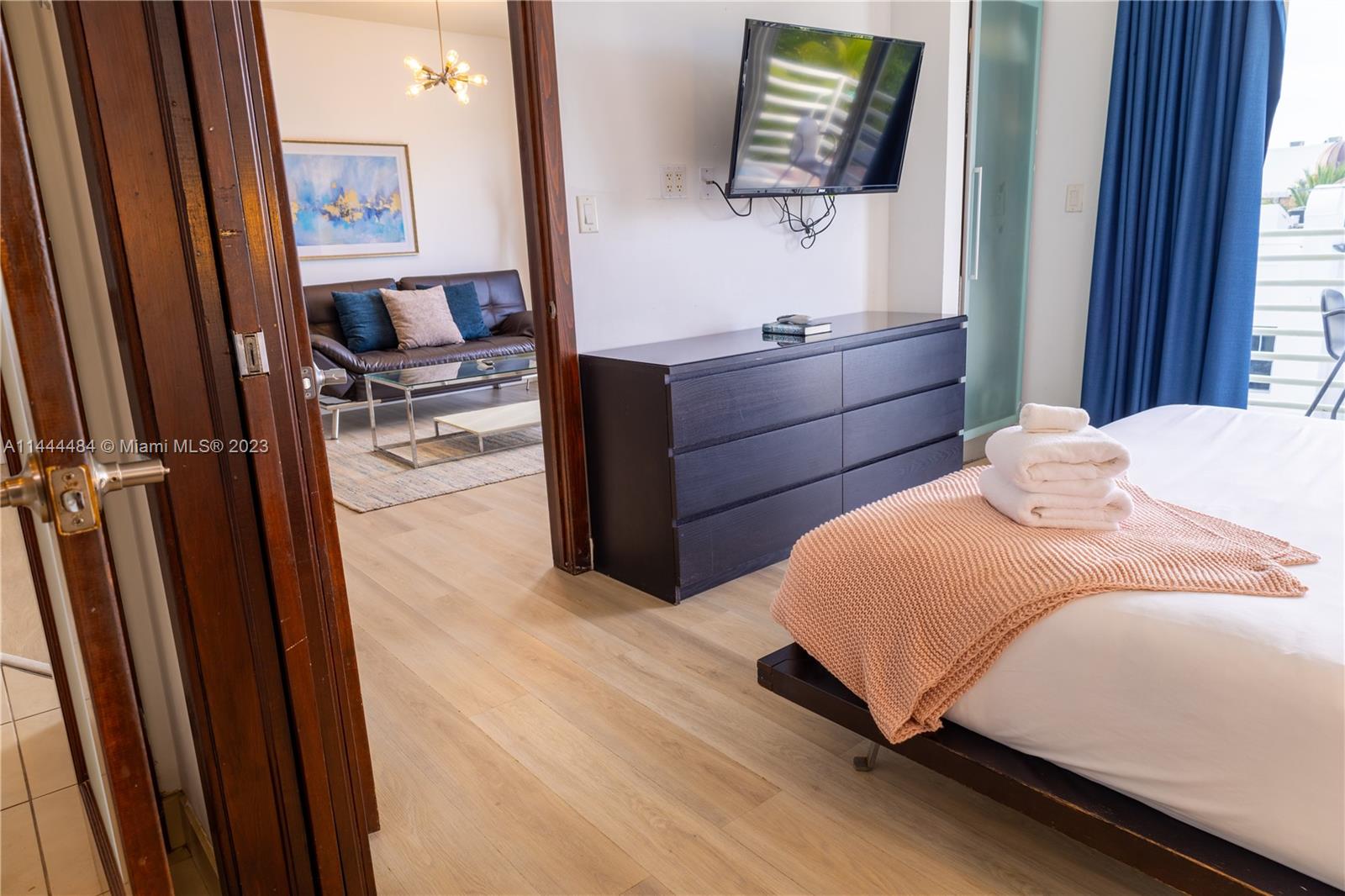 THE STRAND ON OCEAN DRIVE - Residential