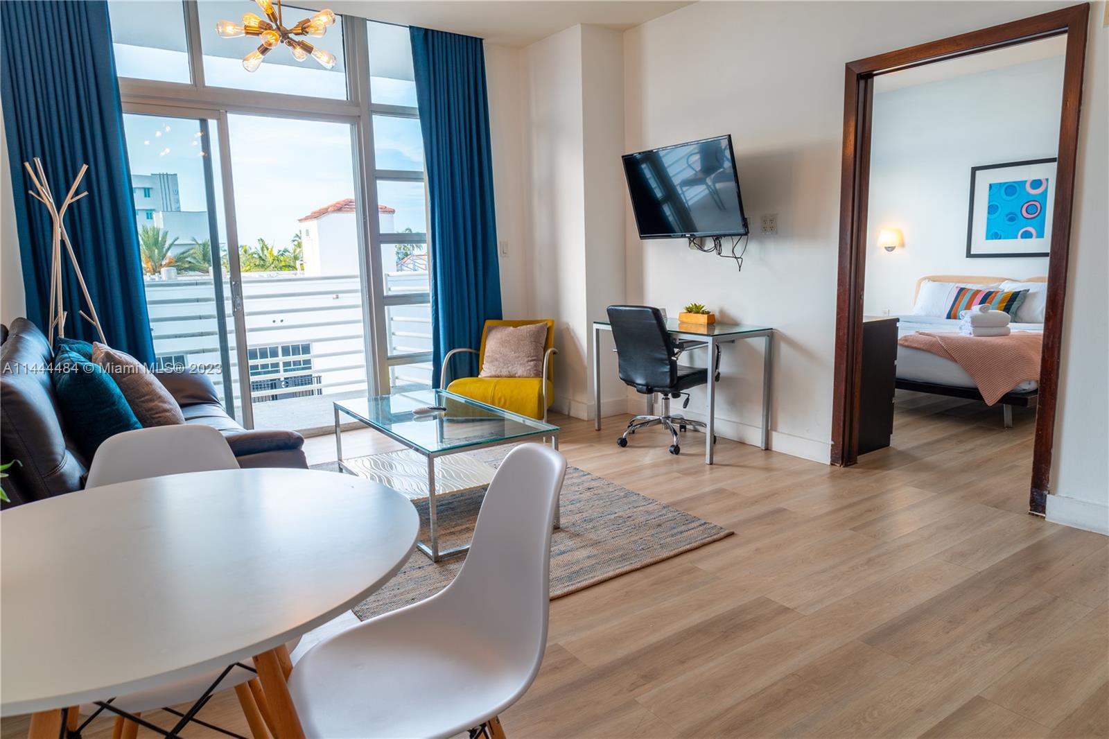 THE STRAND ON OCEAN DRIVE - Residential