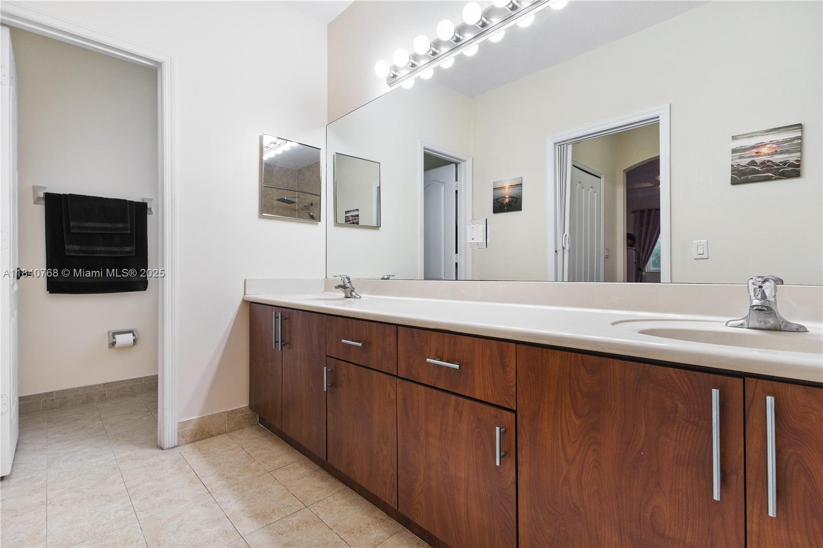 PARK LAKES SEC 2 - Residential